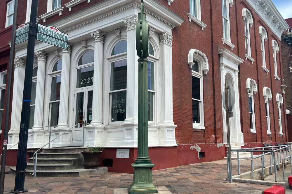 Galveston Art Center Rotating Art Displays with Classes for All Ages